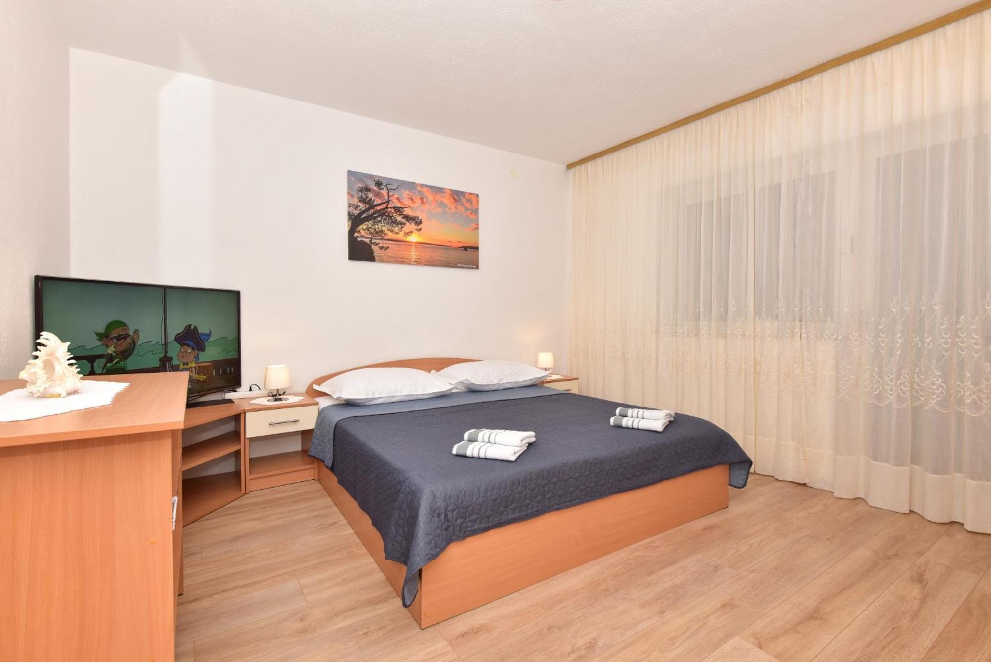 מאקרסקה Apartments Vjeko מראה חיצוני תמונה